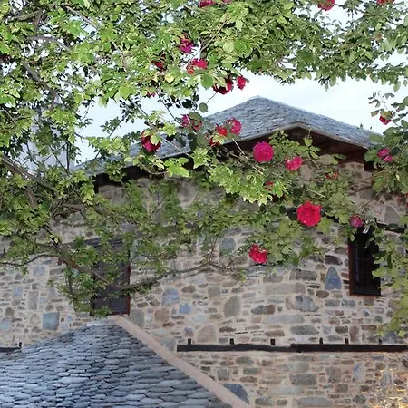 Iliopetra بيت ضيافة