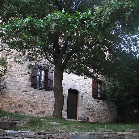 Iliopetra Gasthof Agios Lavrentios