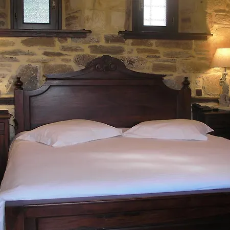 Iliopetra بيت ضيافة 4*