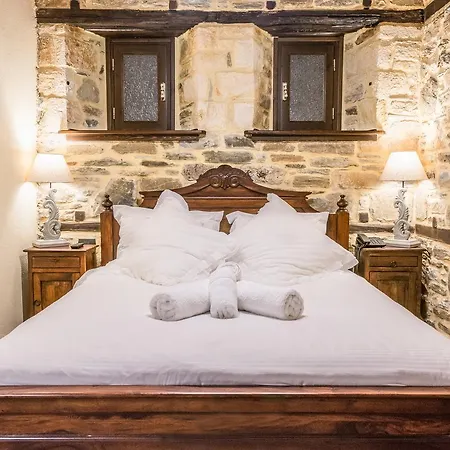 Iliopetra بيت ضيافة